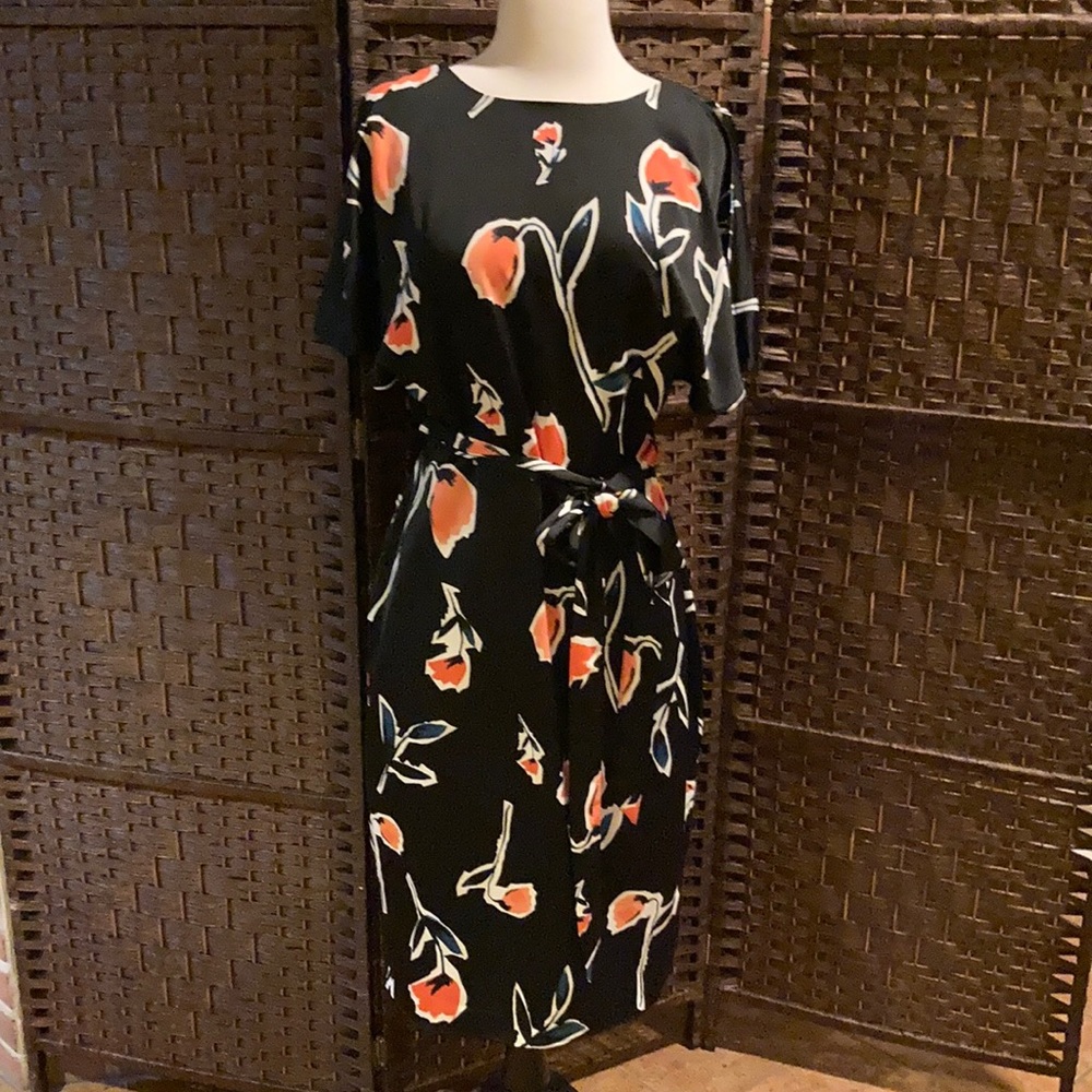 LAST CHANCE🧾Lauren Floral Dress; Sz 8; Buy 2 @ $50 Sale!🔥